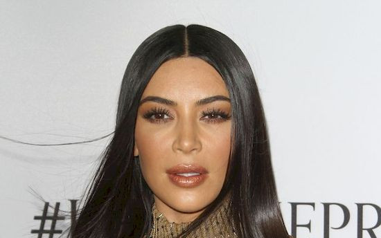 Kim Kardashian tłumaczy się ze zdjęcia z KOKAINĄ!