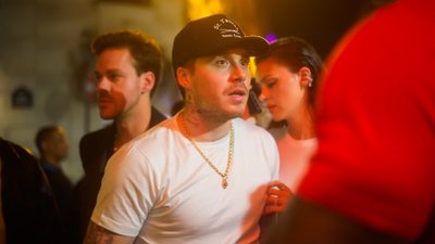 Brooklyn Beckham wie, że internet się z niego śmieje, “Jestem przyzwyczajony do nienawiści”