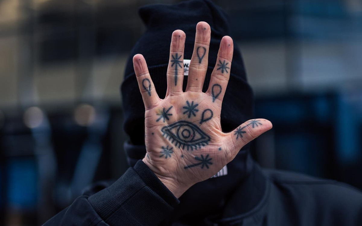 Spider’s Web o przeszłości Żurnalisty. Co ukrywa najbardziej tajemnicza postać internetu?