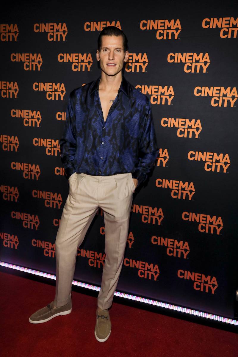 Premiera bajki. Karolina Gorczyca wyjątkowo z córką. Na tej samej imprezie pojawił się jej tata z rodziną