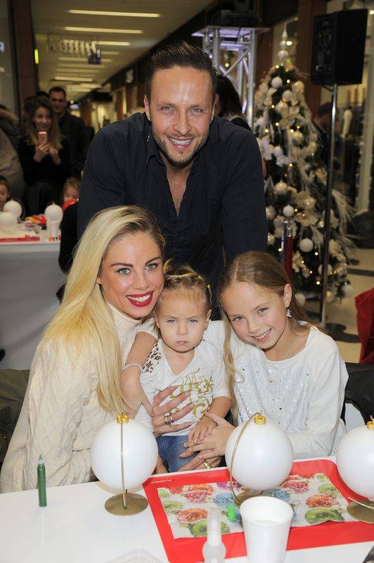 Magda Modra z mężem i córkami, fot. KAPiF