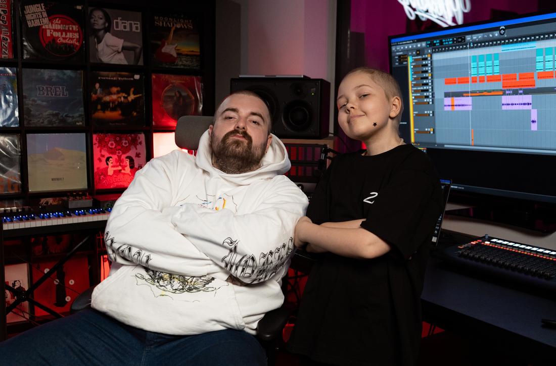 Nowa kwota ze streamu Łatwoganga, fot. Instagram