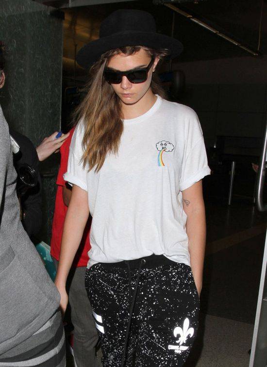 50 twarzy Cary Delevingne