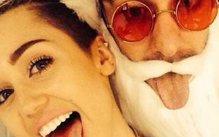 Miley Cyrus nagrała jak masturbuje się! (VIDEO)