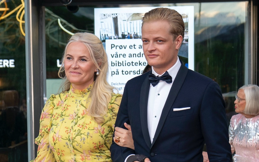 Syn norweskiej księżnej koronnej Mette-Marit groził kobiecie, że ją podpali