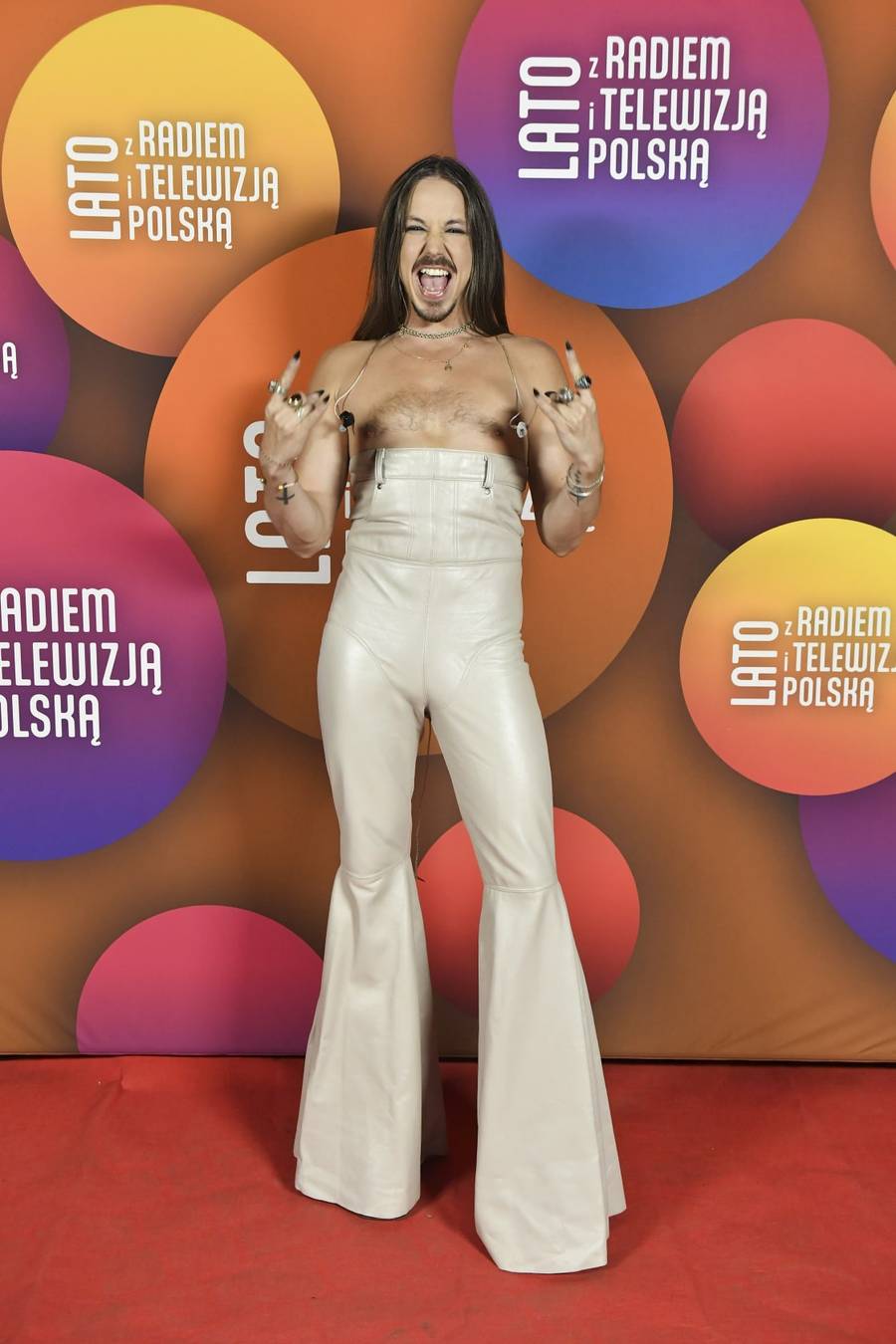 Plejada artystów podczas “Lata z Radiem i Telewizją Polską”! Michał Szpak z nagim torsem, Patrycja Markowska (FOTO)