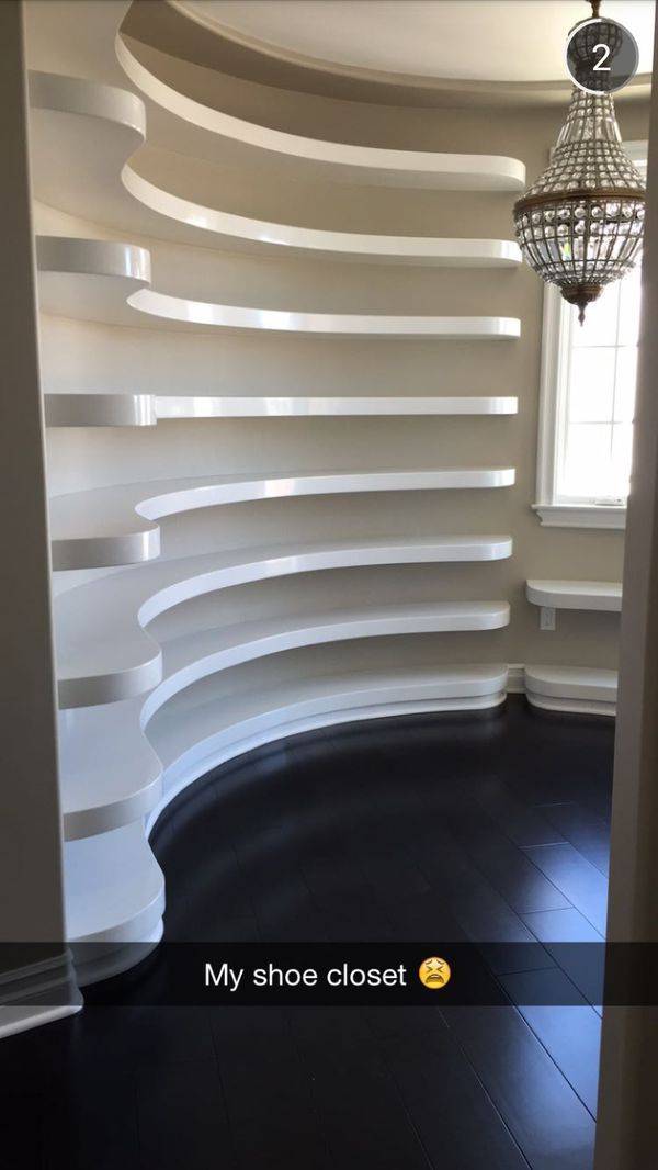 Gdzie gwiazdy trzymają swoje ubrania i buty?