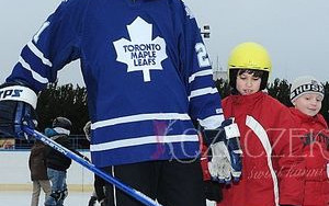 Mariusz Czerkawski uczy dzieci hokeja (FOTO)