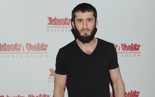 “Kibice” chcą wyrzucić Mameda Khalidova z kraju! (VIDEO)