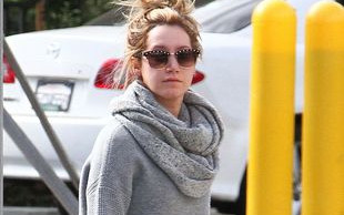 Ta gwiazda ma dzień fatalnych włosów? (FOTO)