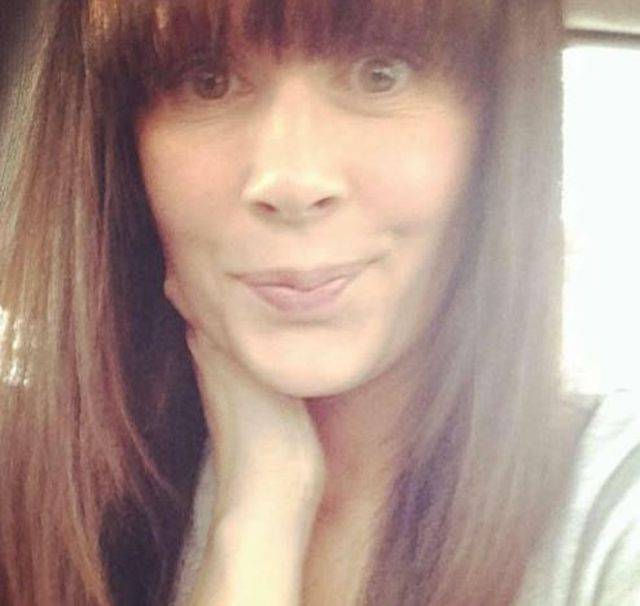 Jej marzeniem były piękne brwi, a z salonu wyszła Z TYM