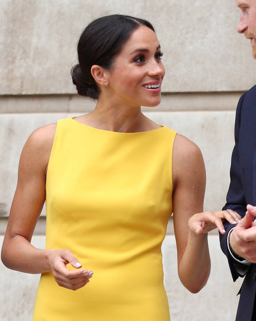 Księżna Meghan nie stosuje się do zaleceń królowej Elżbiety