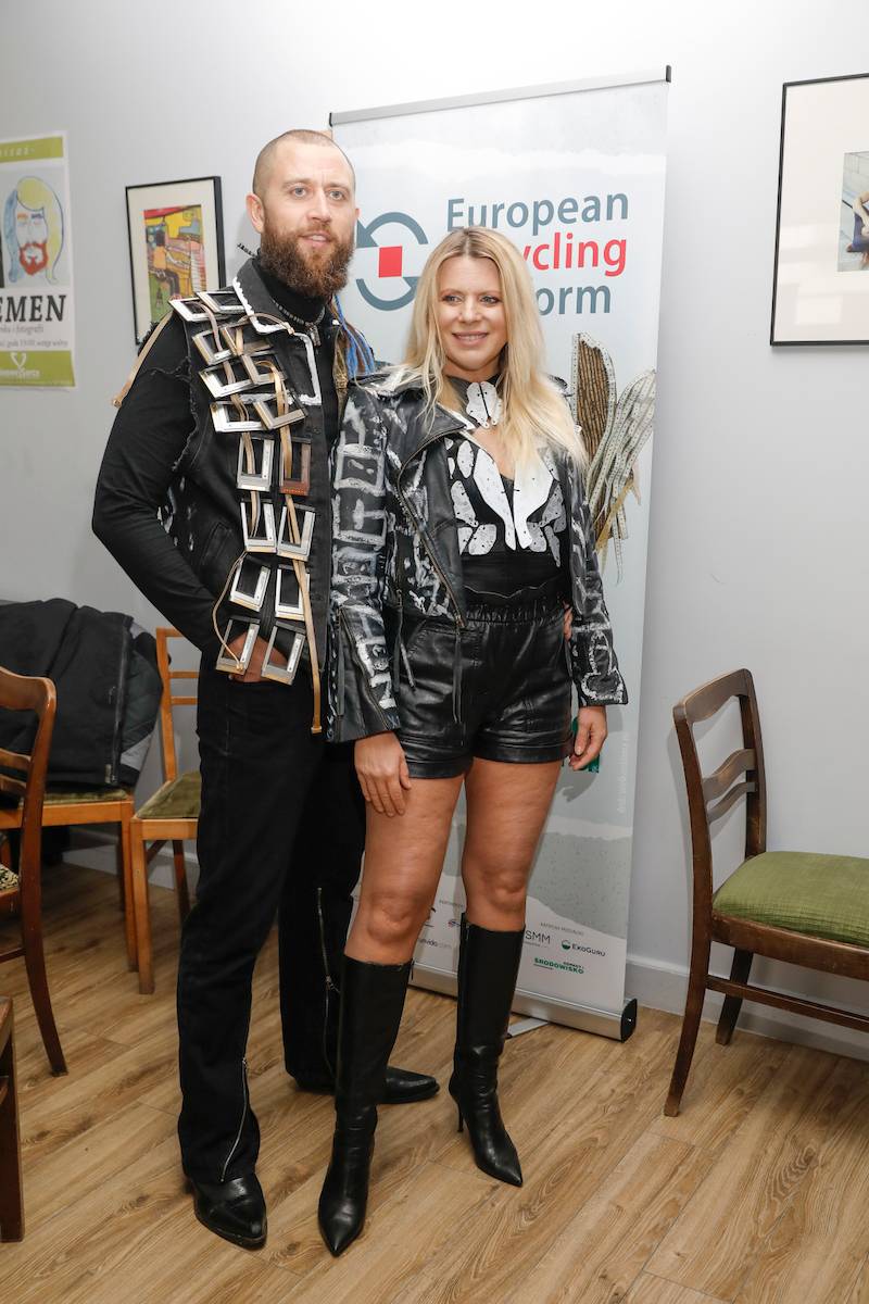 5. edycja “Mody na recykling”. Monika Richardson zadebiutowała w nowej fryzurze – jest teraz RUDA