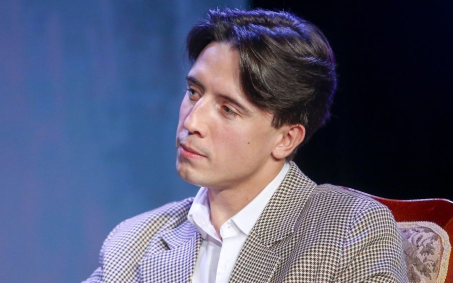 Śmierć wtargnęła w życie Dawida Kwiatkowskiego. “Muszę odwołać koncert”. Tak go kochał…