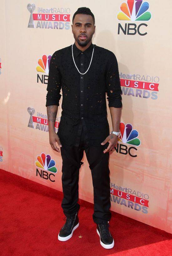 Rozdanie nagród iHeartRadio – 29.03.2014