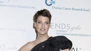 Linda Evangelista ma dziecko z mężem Salmy Hayek?