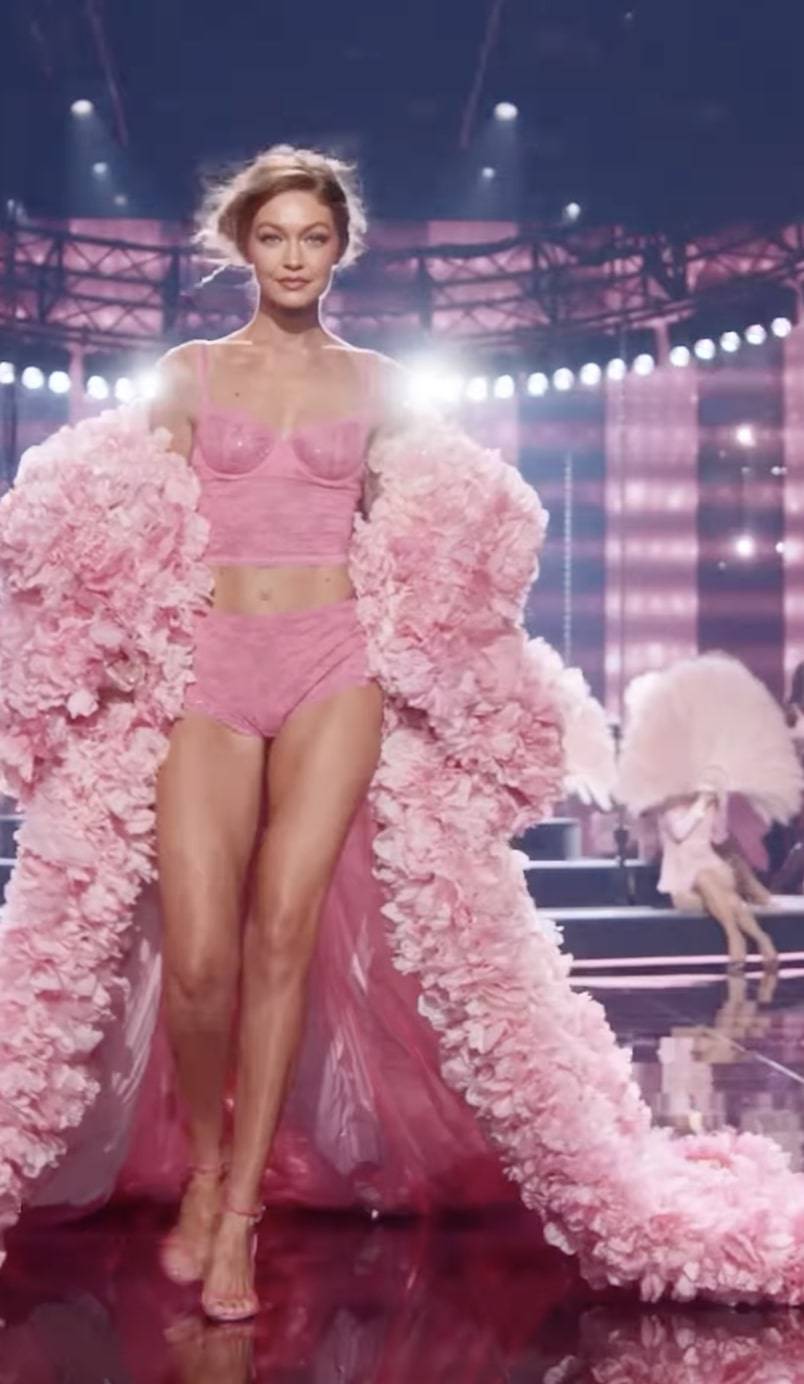 Adriana Lima, Alessandra Ambrosio… po 25 latach znów na wybiegu VS! Zobacz, jak się zmieniły