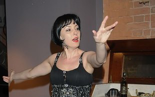 Justyna Sieńczyłło w dramatycznych pozach (FOTO)