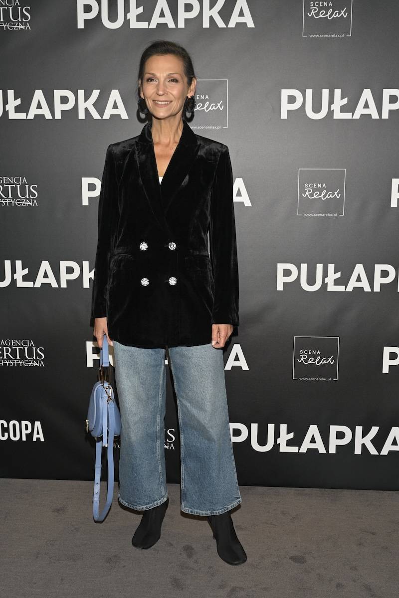 Premiera spektaklu “Pułapka”. Klaudia Kozioł z “Rancza”, Iza Kuna w ultra szerokich spodniach, Edyta Olszówka…