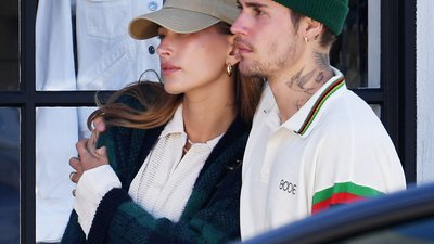 US Open: Justin Bieber w najmodniejszych (różowych) okularach przeciwsłonecznych sezonu