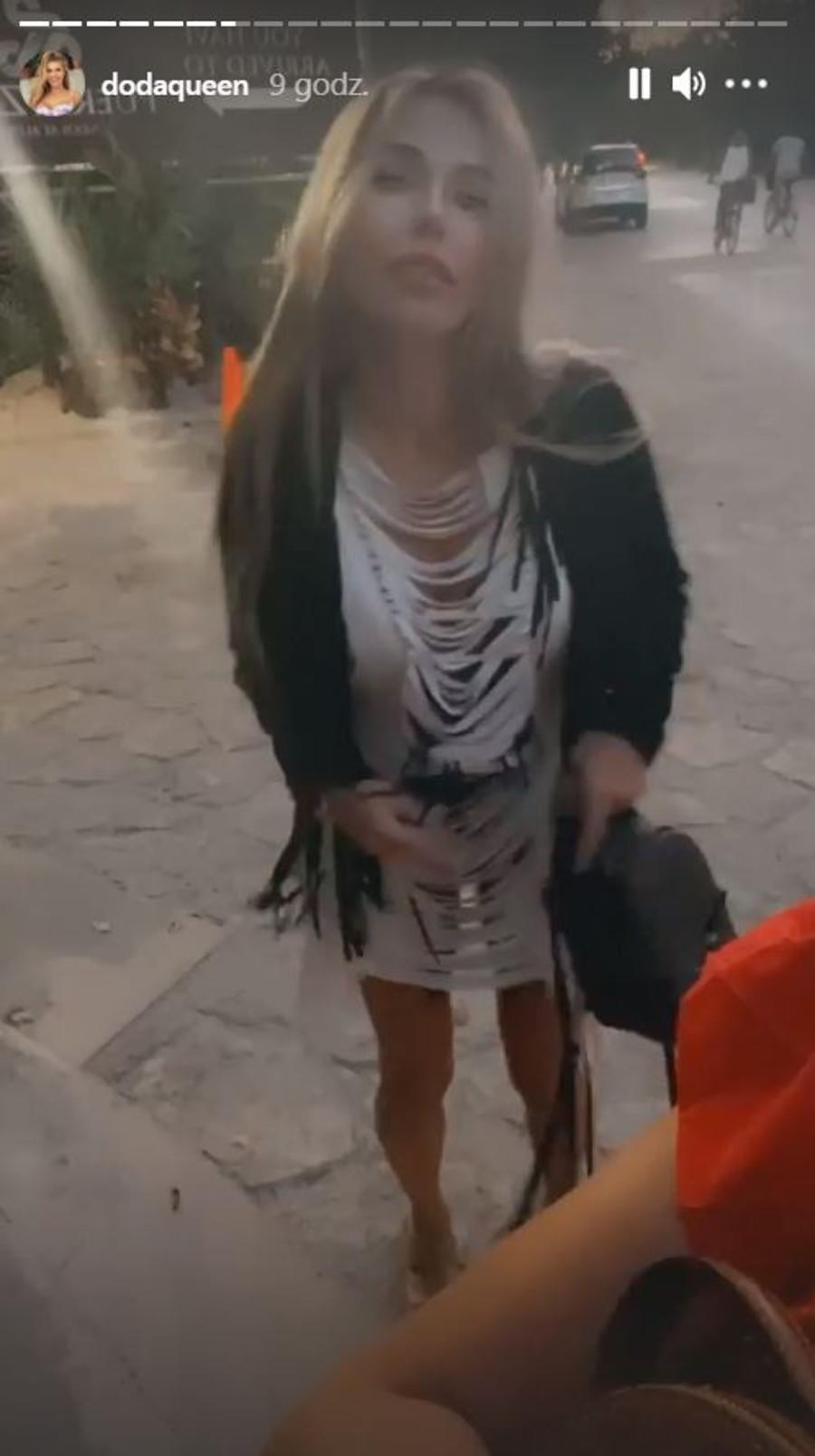 Doda w porwanej sukience za 4,5 tysiąca złotych. 