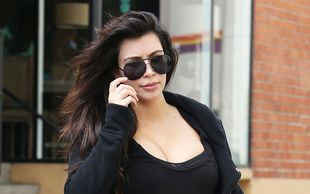 Kim Kardashian wróciła na siłownię (FOTO)