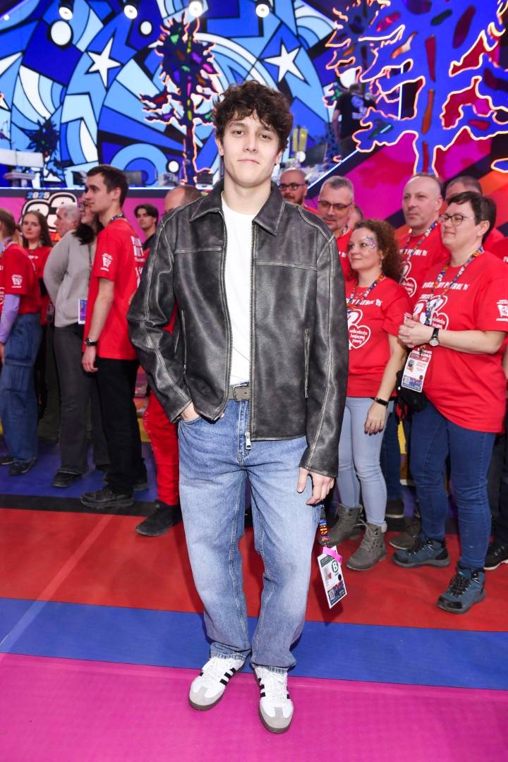 Gwiazdy wspierają Owsiaka na 33. Finale WOŚP: Mandaryna z dziećmi, Julia Żugaj, dawno niewidziana Renata Przemyk…