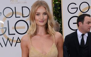 Rosie Huntington-Whiteley pokazała pierścionek zaręczynowy!