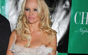Pamela Anderson skończyła 44 lata (FOTO)