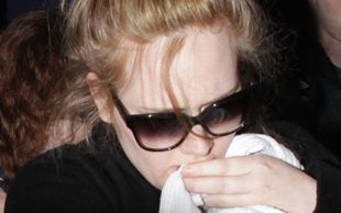 Pierwsze zdjęcia Adele po porodzie! (FOTO)