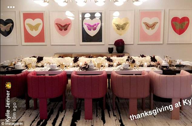 Ciężarna Kylie Jenner wyprawiła Święto Dziękczynienia