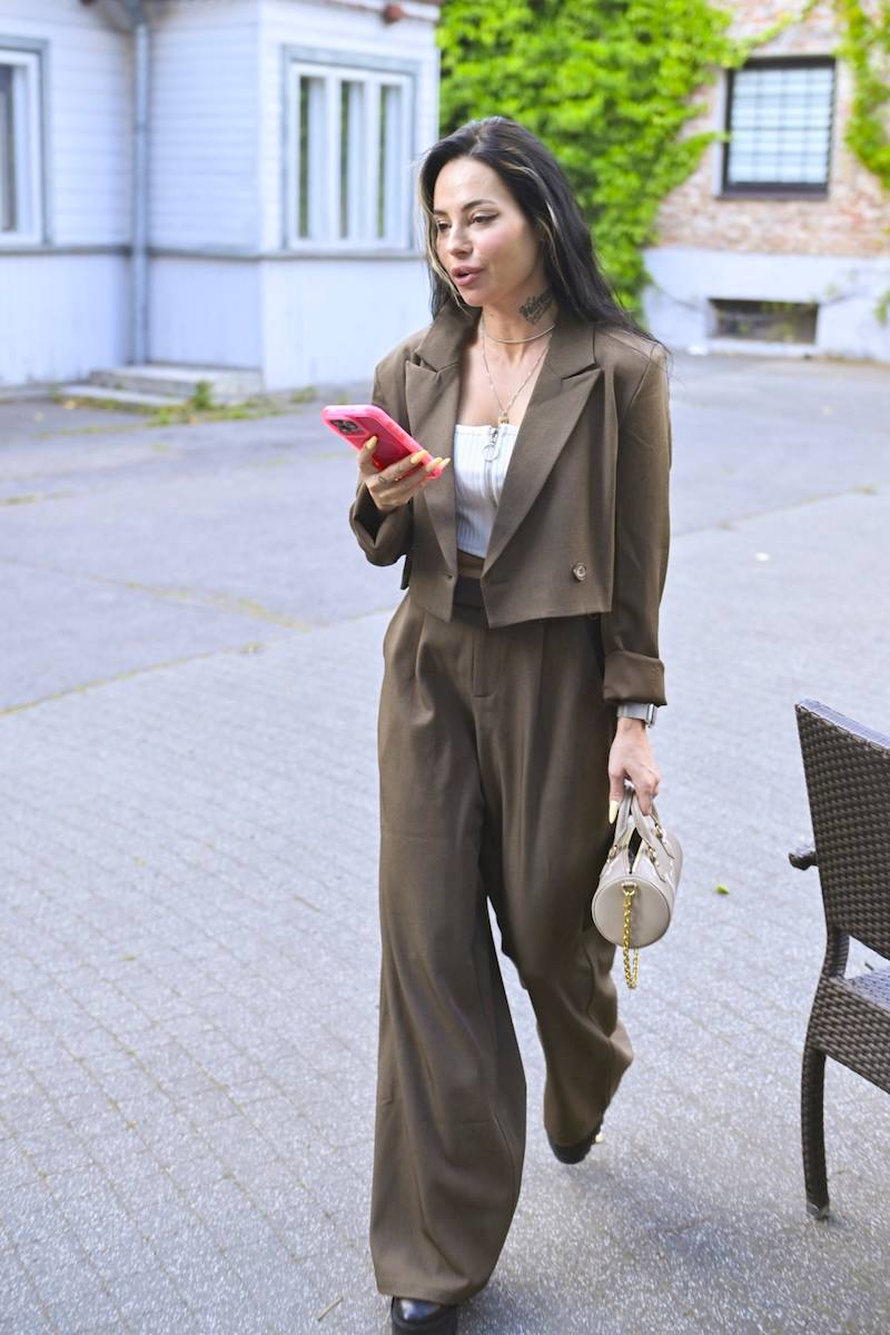 Leszczak i Szostak wybrały się na premierę spektaklu. Byli też Maja Hyży z ukochanym…