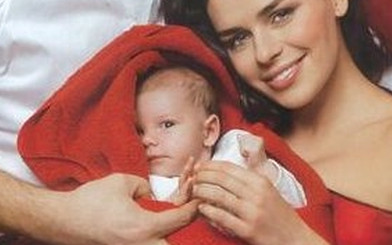 Zdjęcia córki Nataszy Urbańskiej w Vivie