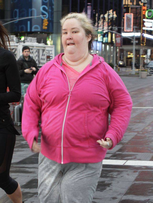 SZOK! Mama June po schudnięciu zrobiła się ŁADNA! (VIDEO)
