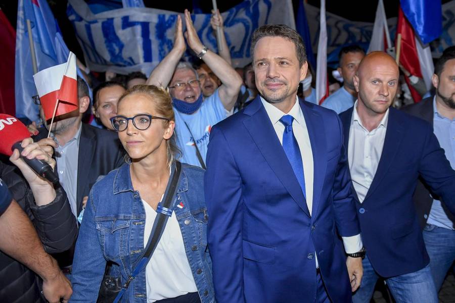 Jakie wykształcenie mają kandydaci na prezydenta? Jakie znają języki?