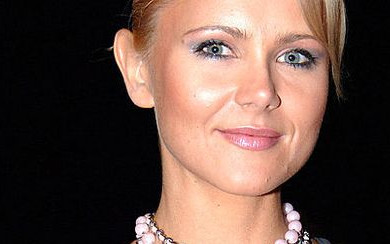 Samusionek odświeża szafę (FOTO)