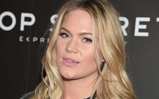 By wyjść z domu bez makijażu Ślotała musi spełnić warunek