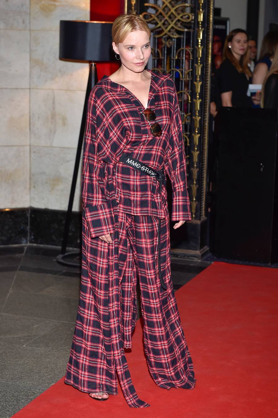 Premiera filmu “Ja teraz kłamię”: Żółta Buzek, Ostaszewska z PARTNERM, zarośnięty Więckiewicz