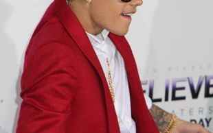 Justin Bieber odurza się syropem od kaszlu