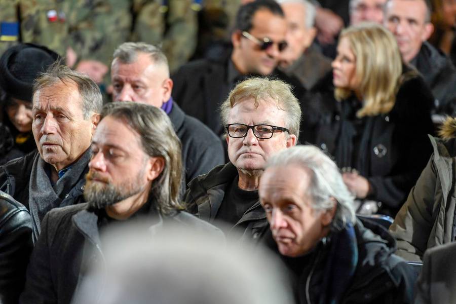 5 lat temu pożegnano Romualda Lipko. W ostatniej drodze towarzyszy mu rodzina i bliscy