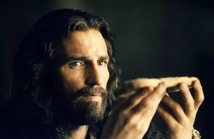 Jim Caviezel, fot. Kadr z filmu: "Pasja"