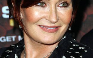 Sharon Osbourne postawi swoje silikony na biurku!