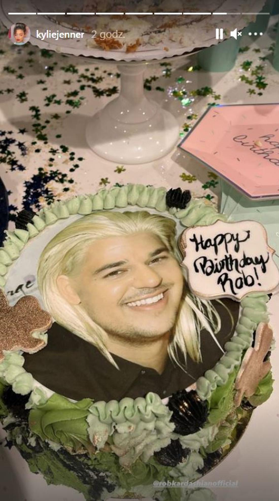 Impreza urodzinowa Roba Kardashiana. 