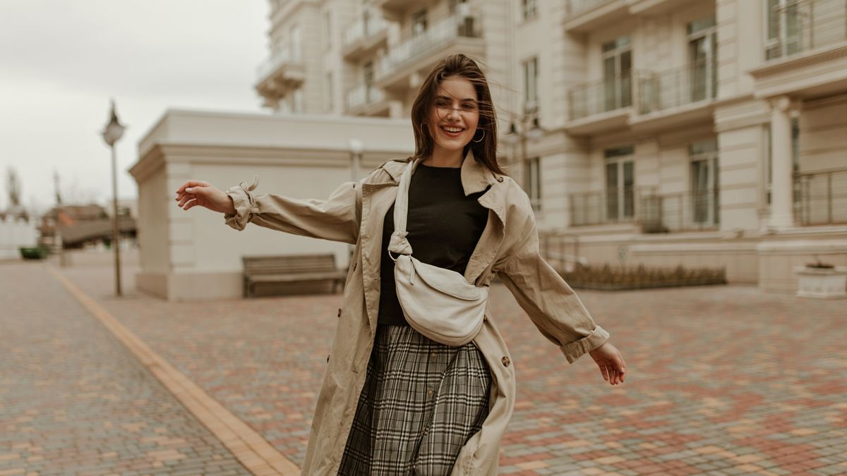 Królowa midi – czyli modna spódnica na sezon jesień/zima