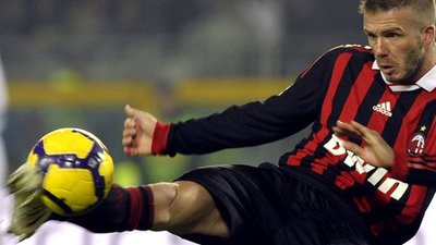 David Beckham depiluje nogi (FOTO)