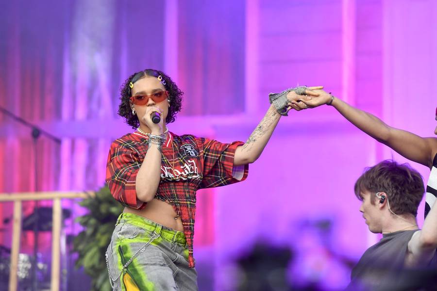 Tak imprezują gwiazdy na “Maybelline New York Music Stories”! Klaudia Halejcio odsłoniła brzuch, Sara James (FOTO)