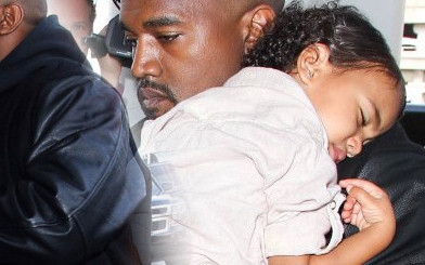 Śpiąca Nori na lotnisku (FOTO)