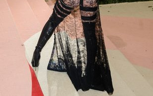 Jeśli krytykowałeś stylizację Madonny na MET…