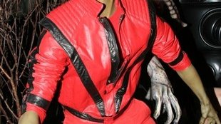 Kurtka Jacksona z klipu Thriller sprzedana za $1,8 miliona