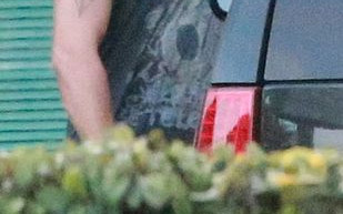 Colin Farrell też zapuścił brodę (FOTO)